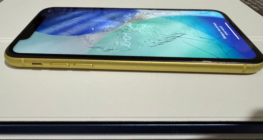 iPhone11 64GB イエロー ジャンク品