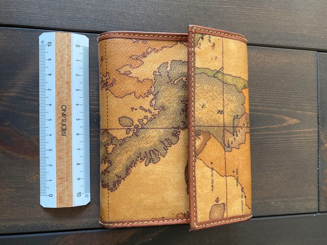 【美品】PRIMA CLASSE プリマクラッセ 三折財布 ホック式（地図柄）