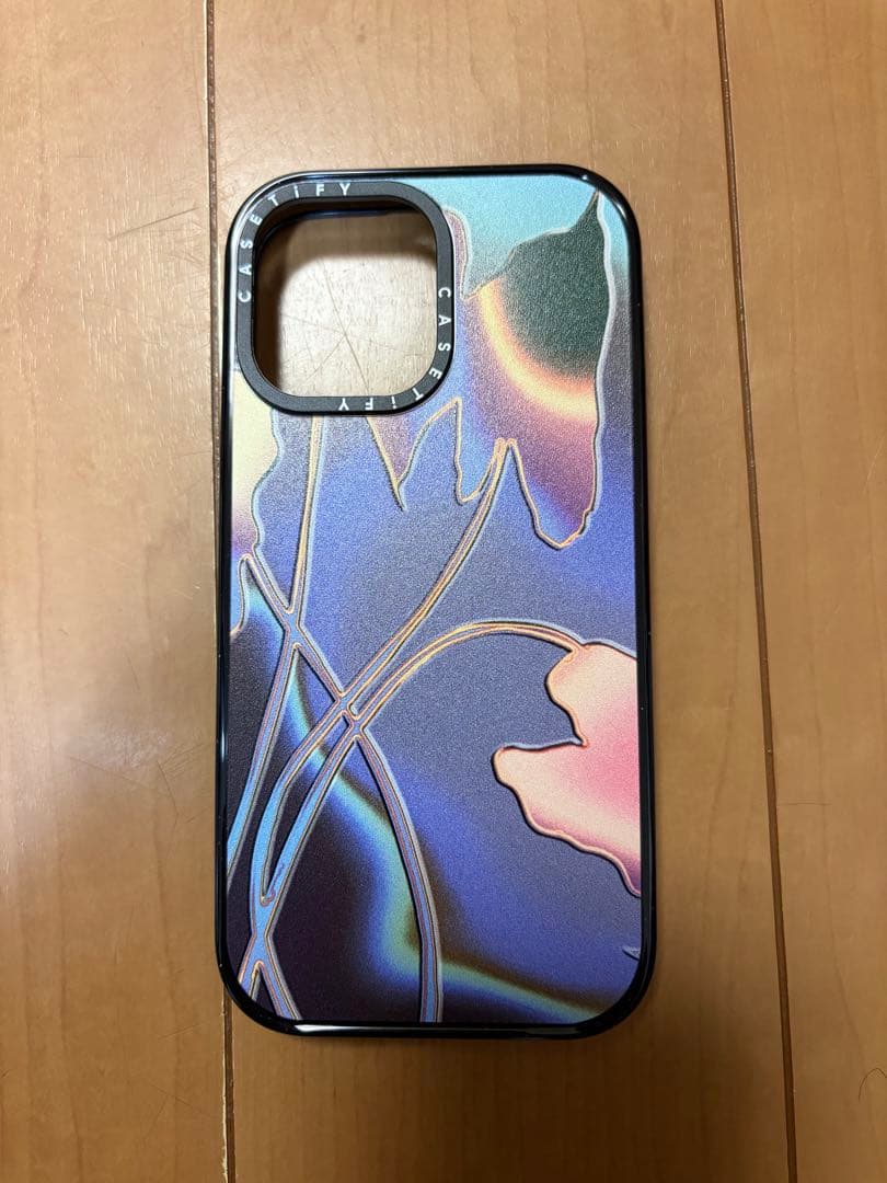 CASETiFY マルチカラー フローラルケース　iPhone17用