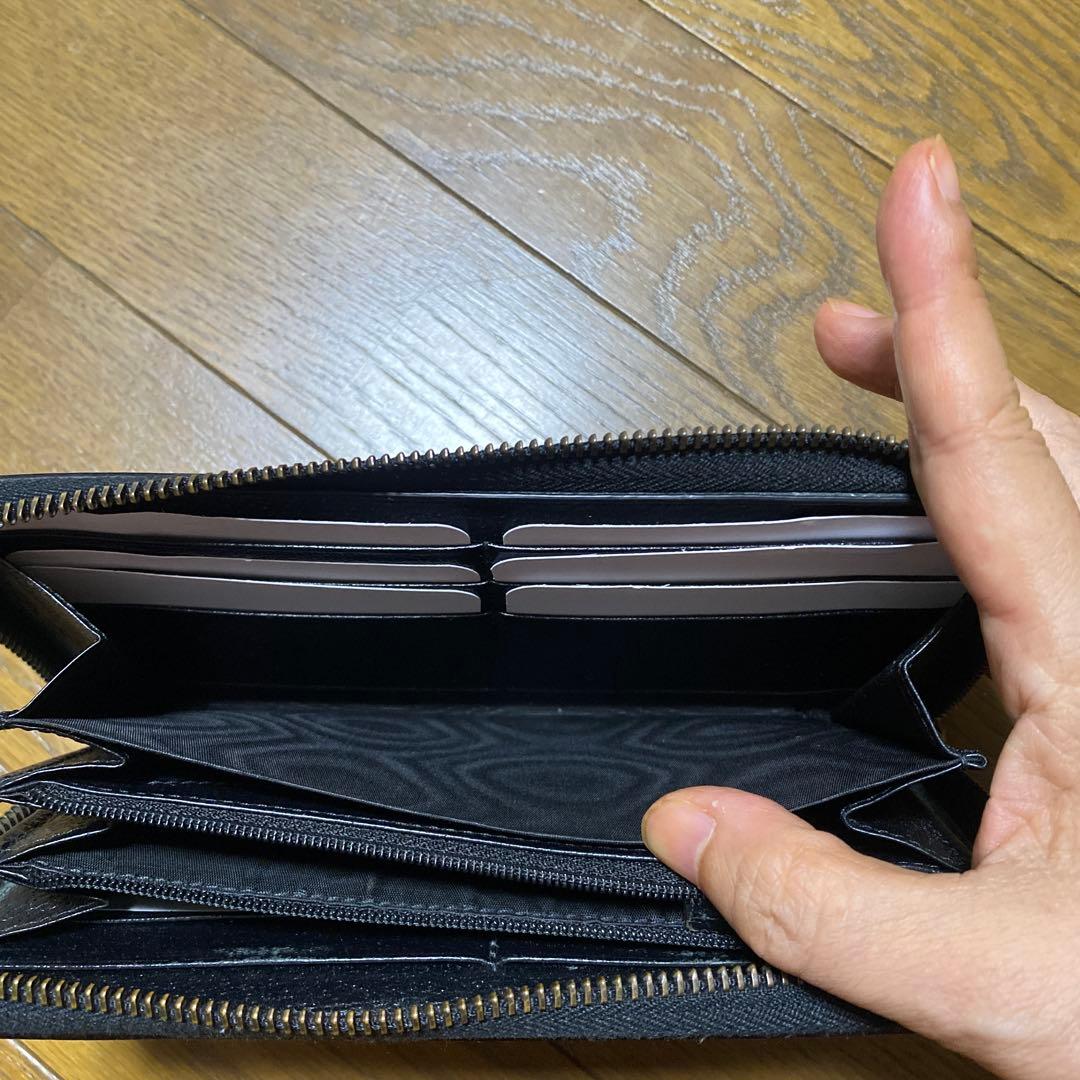 GUCCI Bee ミツバチ　黒長財布　ウォレット