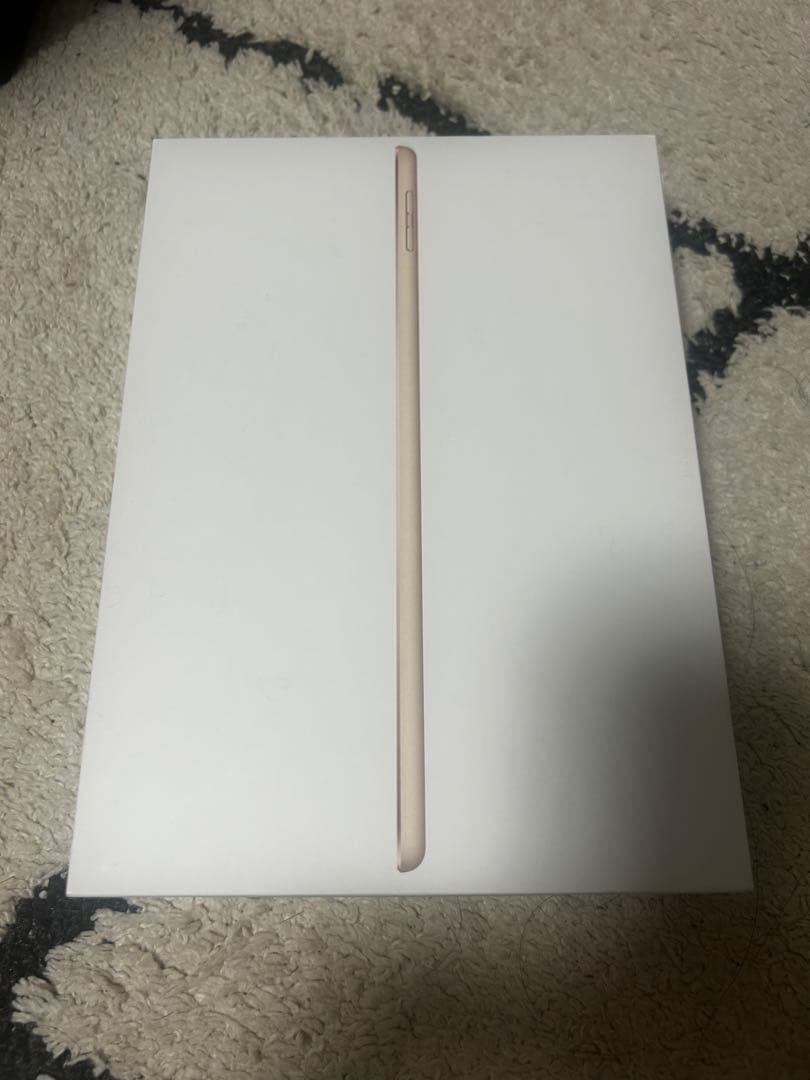 Apple iPad ゴールド 箱　充電器付き