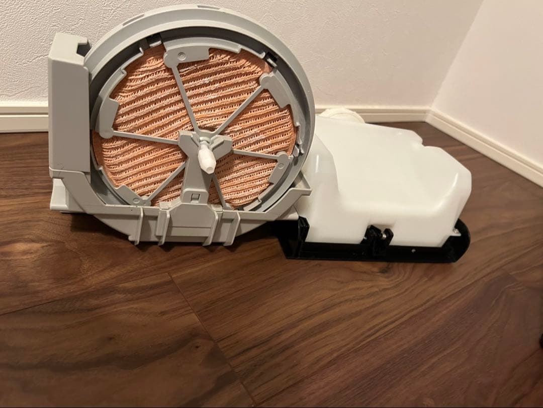 ダイキン　タワー型空気清浄機 直接引き取り限定