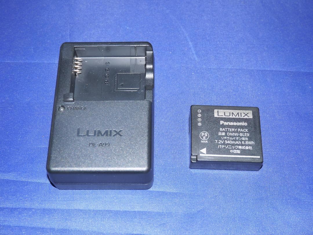 軽量　高画質　パナソニック　LUMIX DMC-GF3　ボディ　人気色のホワイト