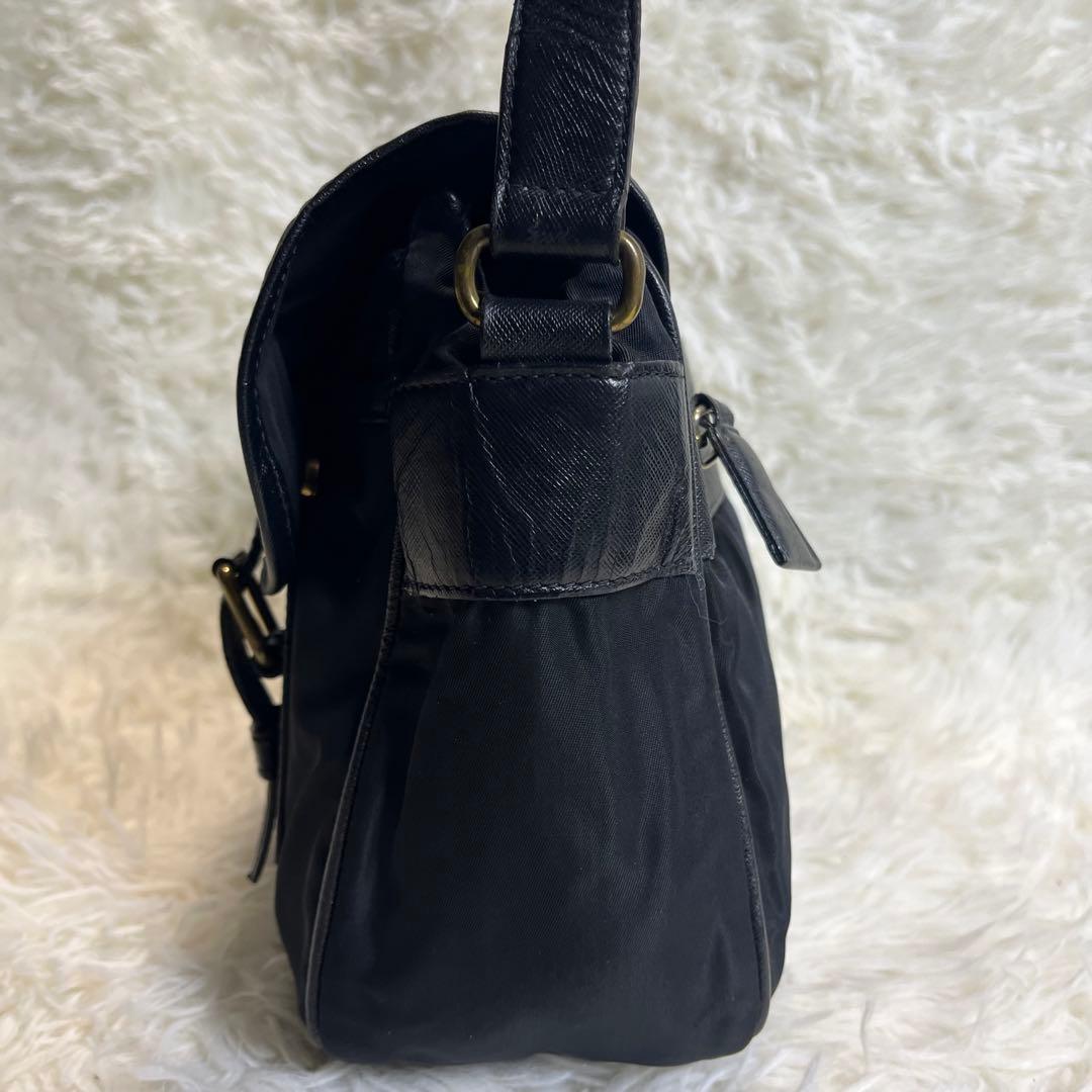 超希少✨ PRADA メッセンジャーバッグ 三角ロゴ 黒 ナイロン レザー