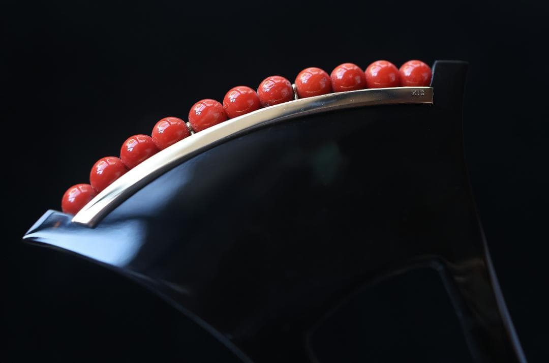 マ*ハ様 高級！ K18 赤珊瑚 本鼈甲 簪 バチ型 刻印あり 慶事 婚礼