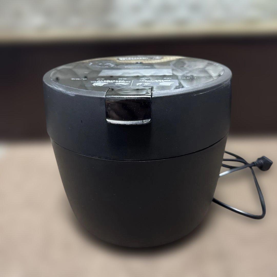 Panasonic SR-NA102 ブラック 炊飯器 2022年製