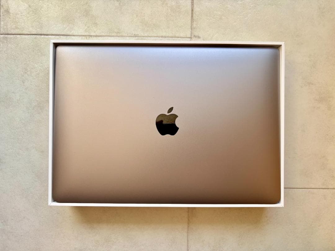 MacBook Air M1 16GBメモリ / 512GB SSD