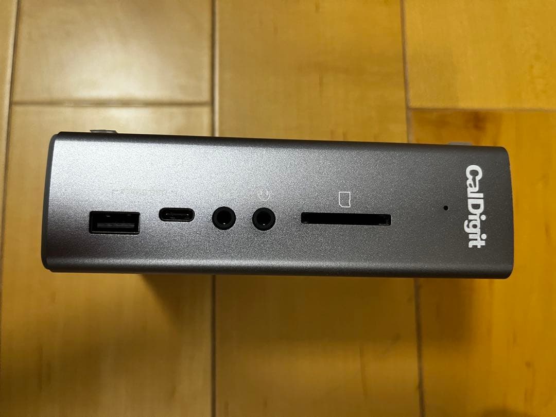 CalDigit TS3 Plus 付属品完備