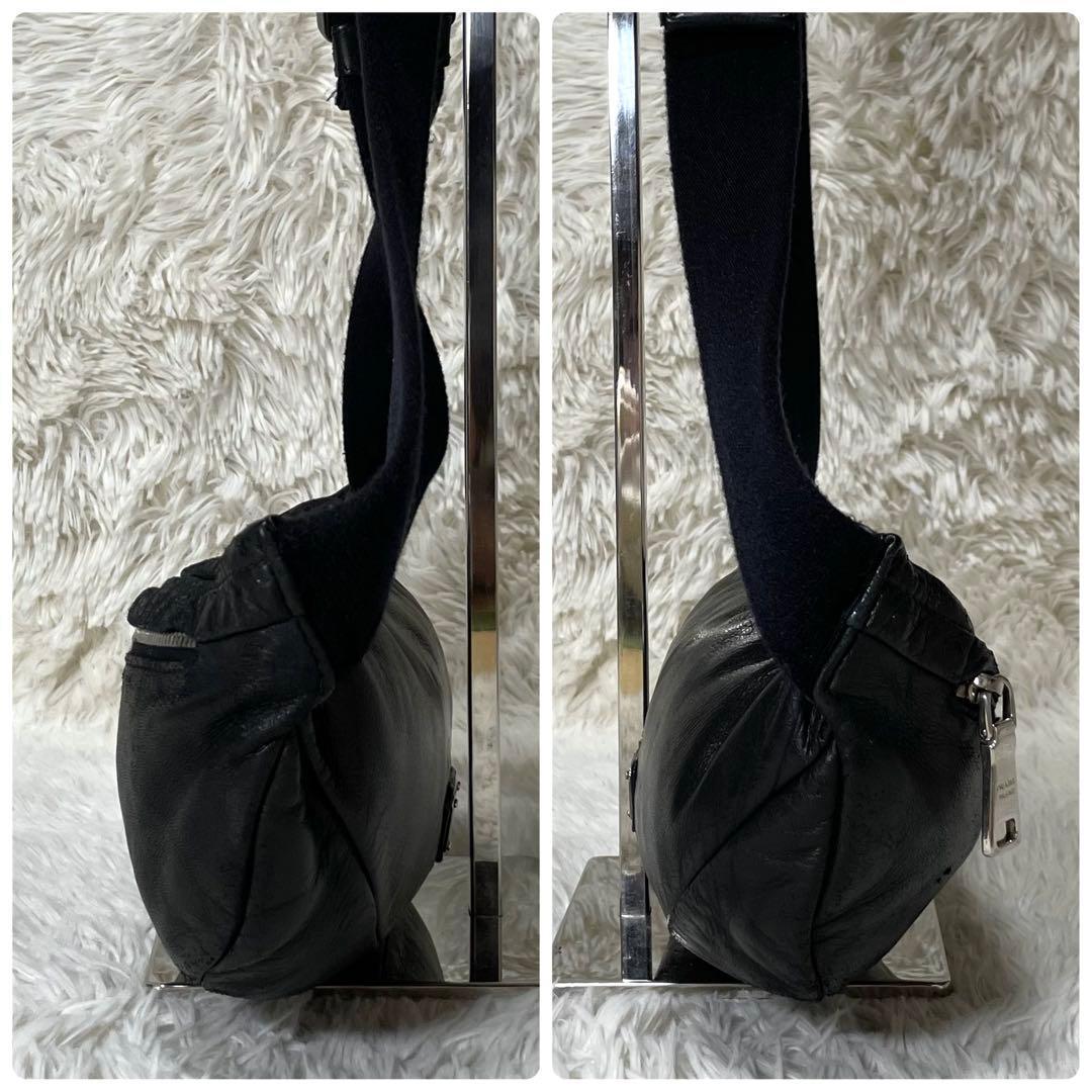 【良品】PRADA プラダ　ボディバッグ　ウエストポーチ　オールレザー　ブラック