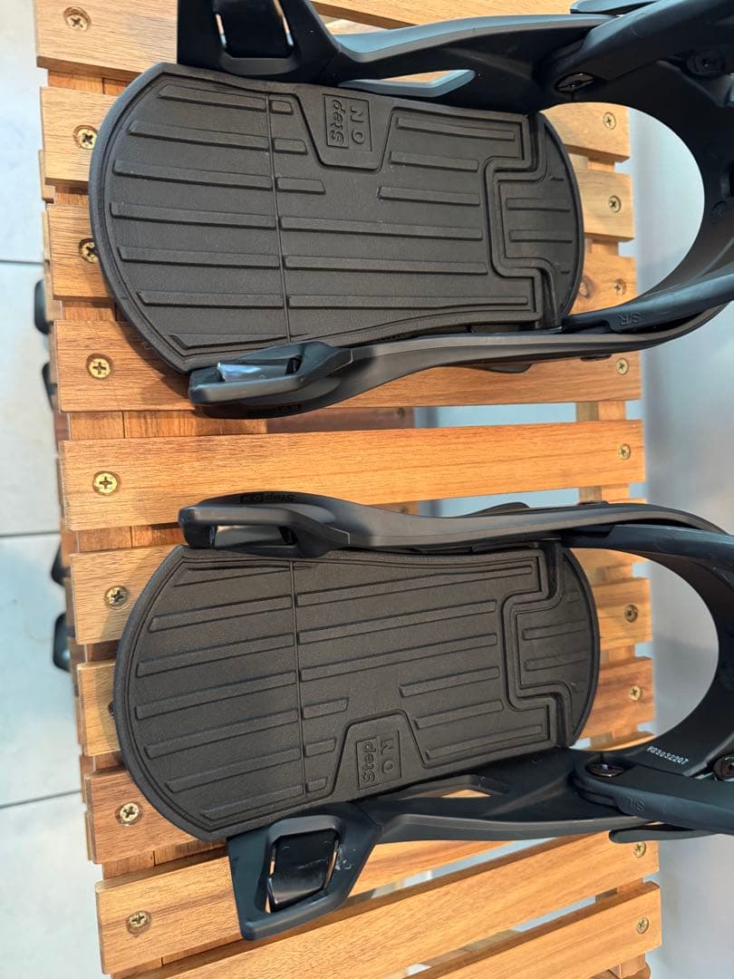 新品　24-25 バートン　ステップオンビンディング　Sサイズ