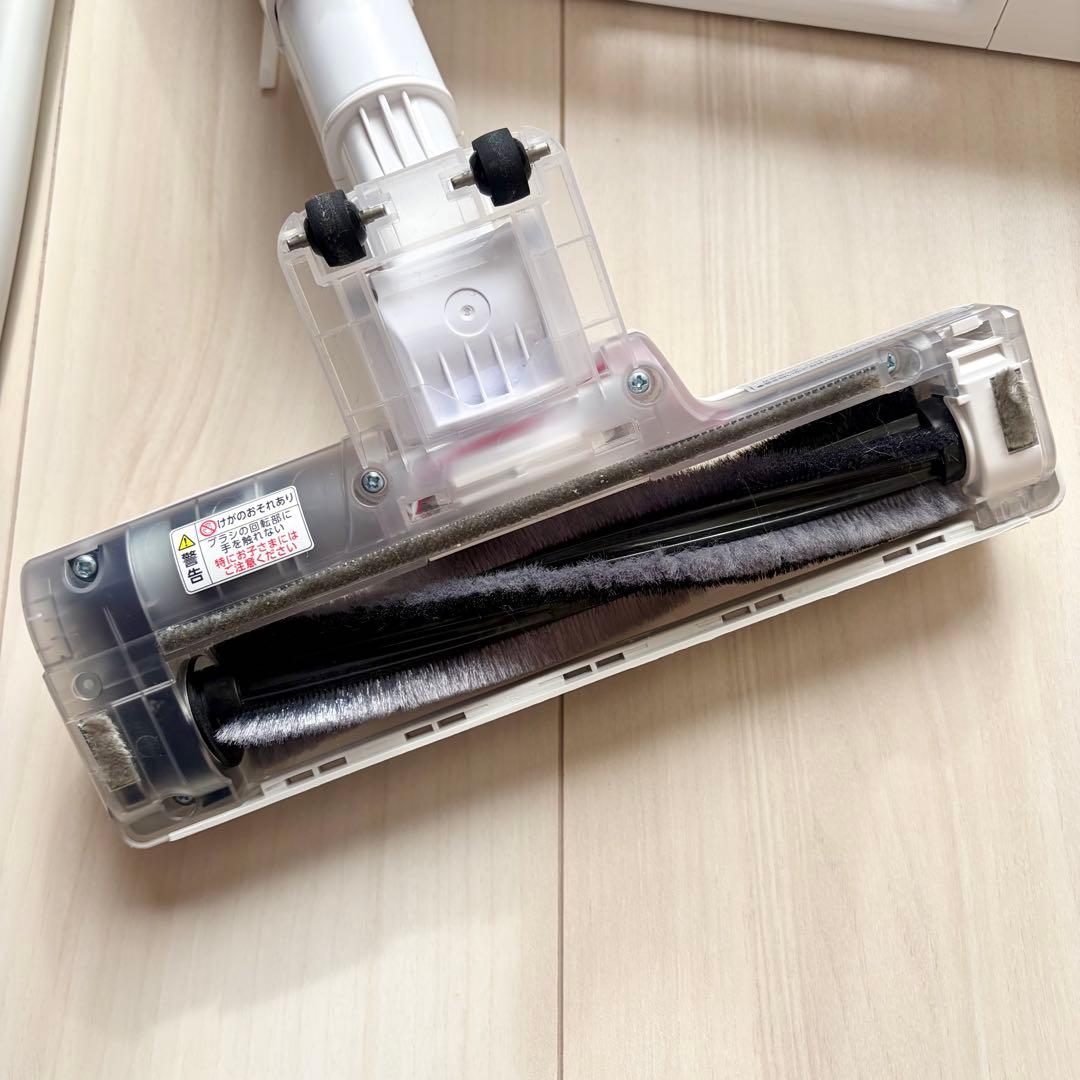 【１ヶ月間使用】マジカリーナ　サイクロン式　置くだけ充電