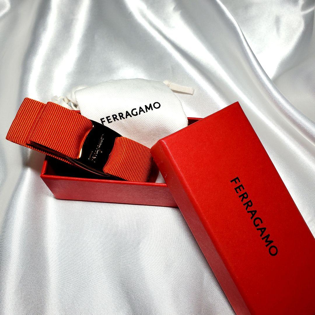 【極美品】箱・巾着つき☆フェラガモ バレッタ オレンジ×ゴールド h-014