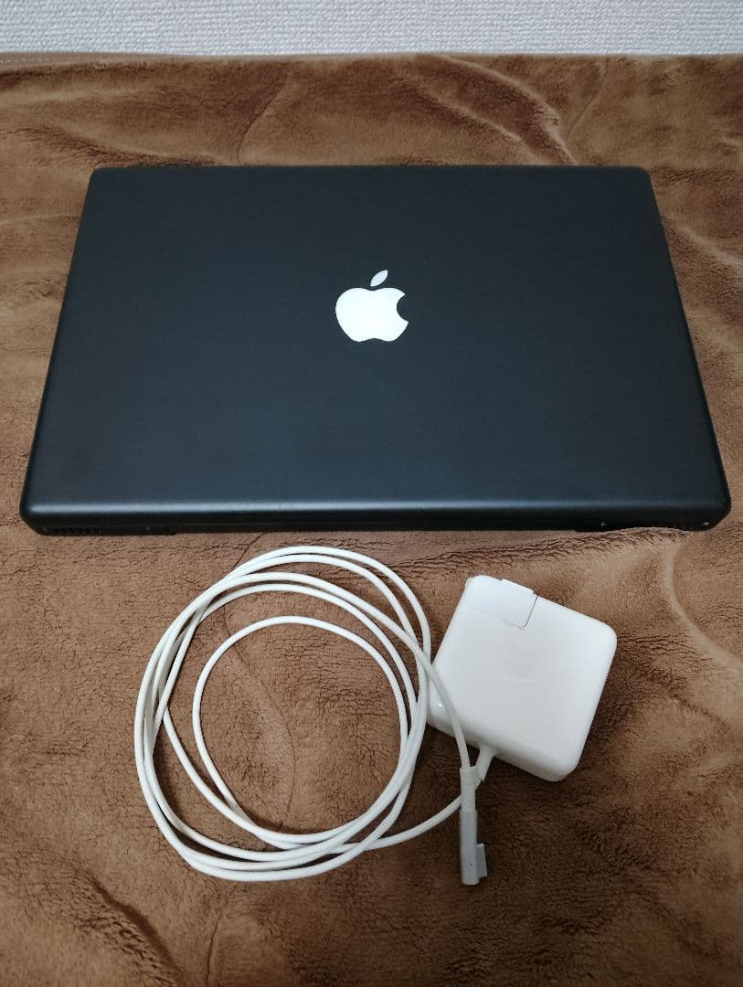 激レアのブラック MacBook 200GB