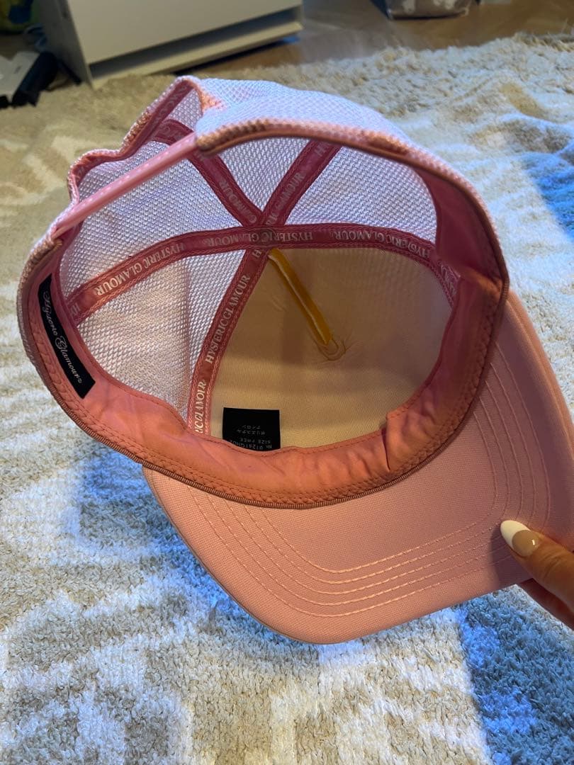 ヒステリックグラマー EVIL スタッズ キャップ ピンク TWICE サナ着用