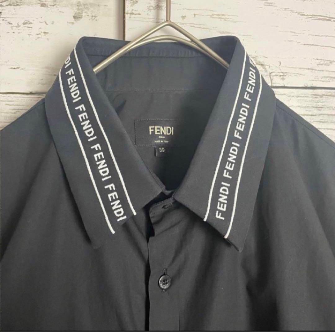 【大人気デザイン】 FENDI フェンディ カラーテープロゴ 長袖シャツ 刺繍