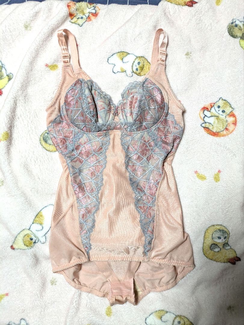 にゃみ マルコ ボディスーツ B70M ブラック ピンク