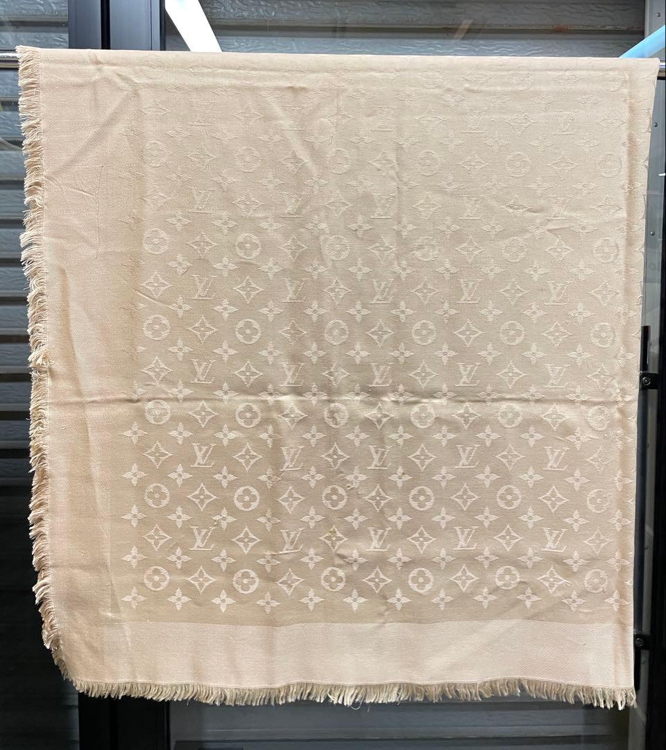 LOUIS VUITTONルイヴィトン　モノグラム　大判ストール　❤︎