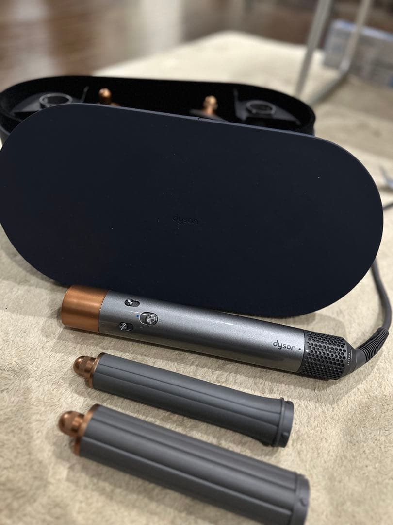 超美品　Dyson Airwrap ゴールド