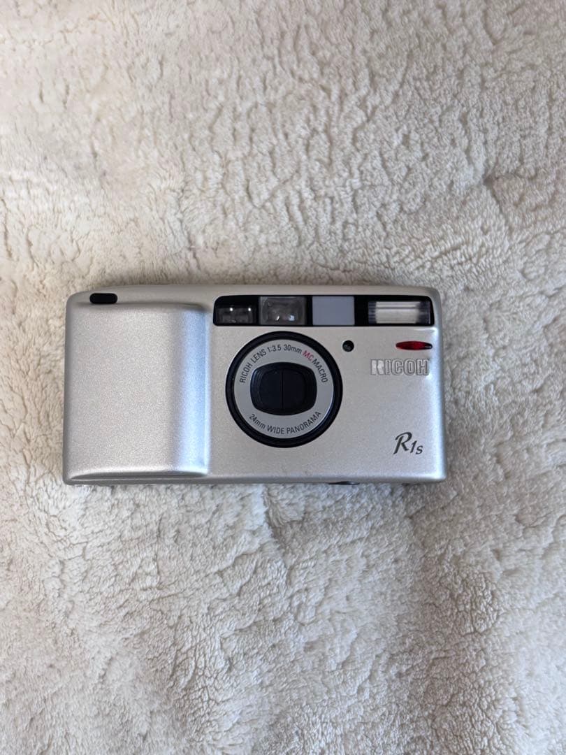 RICOH R1s ジャンク品 電池付き