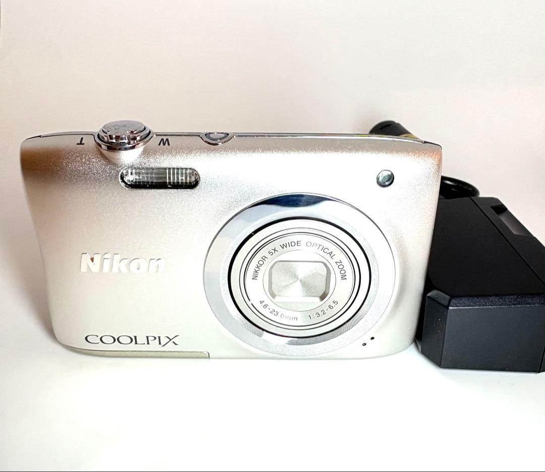 ★美品★Nikon coolpix A100 シルバー