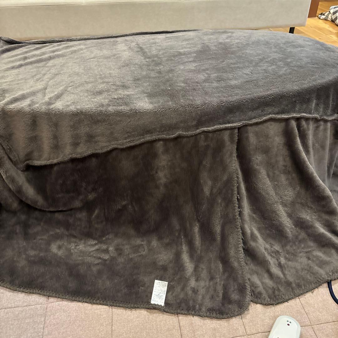 無印良品　楕円形こたつ 本体　タモ材曲木脚　フラットヒーター　こたつふとん　敷物