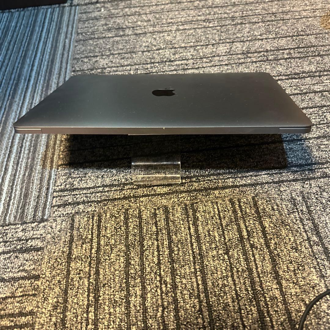 MacBook Pro 2018 13インチ 8GB 512GB 11