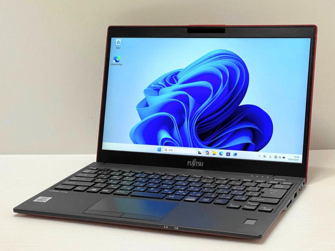 ガーネットレッド 第10世代Core i5 LIFEBOOK U9310/D⑧