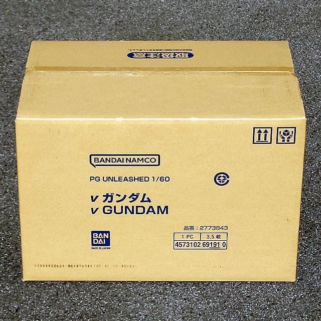 未開封品 PG UNLEASHED 1/60 νガンダム　機動戦士　逆襲のシャア