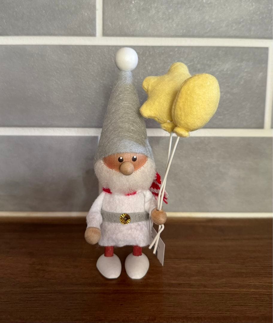 ノルディカニッセ　風船と星を持ったサンタ　三越伊勢丹限定品