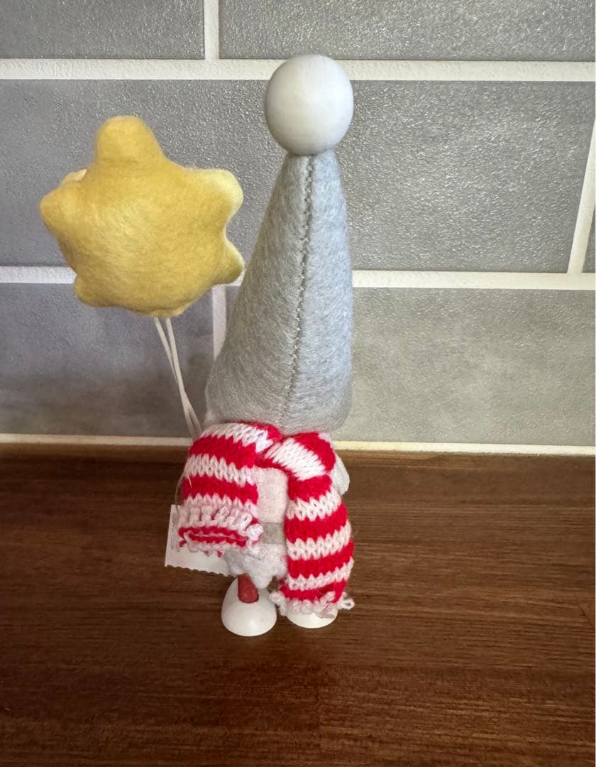 ノルディカニッセ　風船と星を持ったサンタ　三越伊勢丹限定品