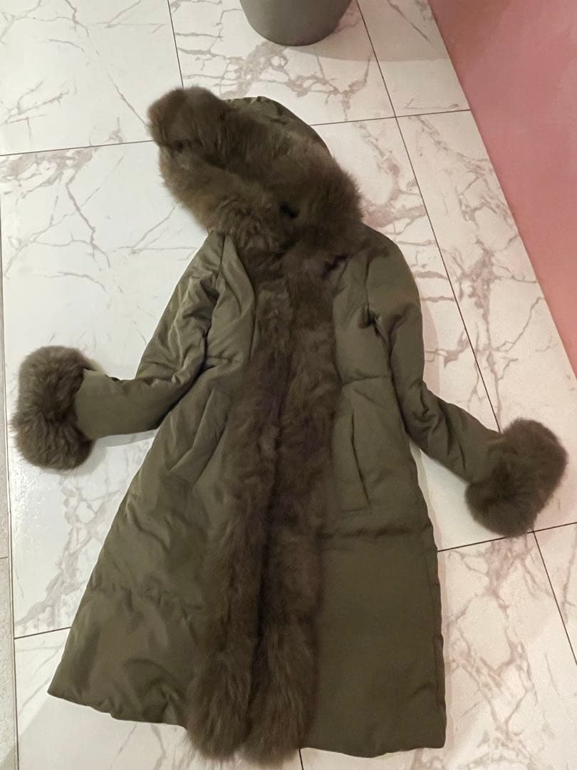 女優コート　フード付き　ロングダウンジャケット　グレースコンチネンタル　セオリー