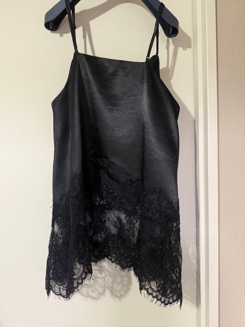 ヘムレースキャミソール