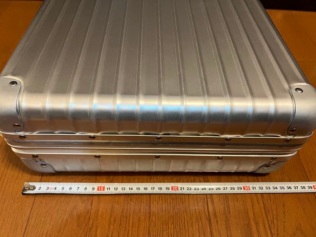 RIMOWA アタッシュケース　 アルミニウム ビジネスバッグ シルバー