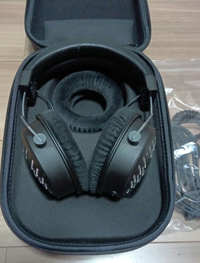 beyerdynamic (ベイヤーダイナミック) DT1990 PRO
