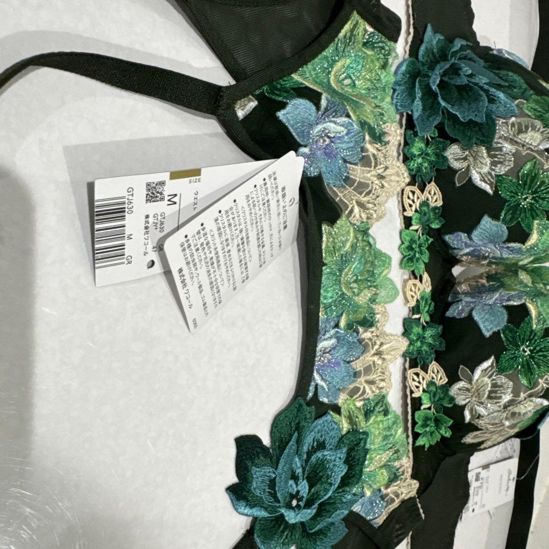 サルート F70 ガーター M ソング M