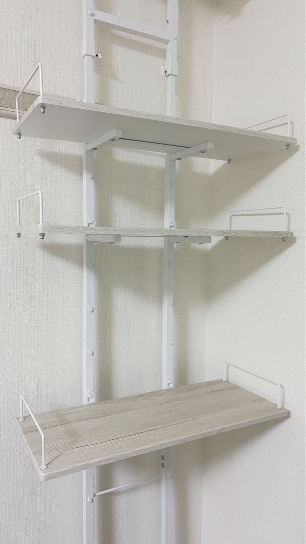 ニトリ ホワイト ランドリーラック 高さ調整可能