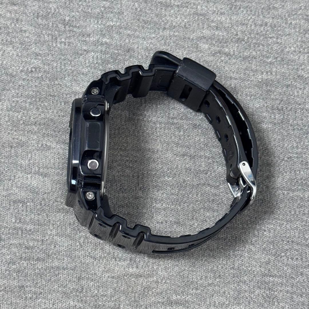 【美品】CASIO G-SHOCK GW-M5610B-1JF ソーラー電波時計