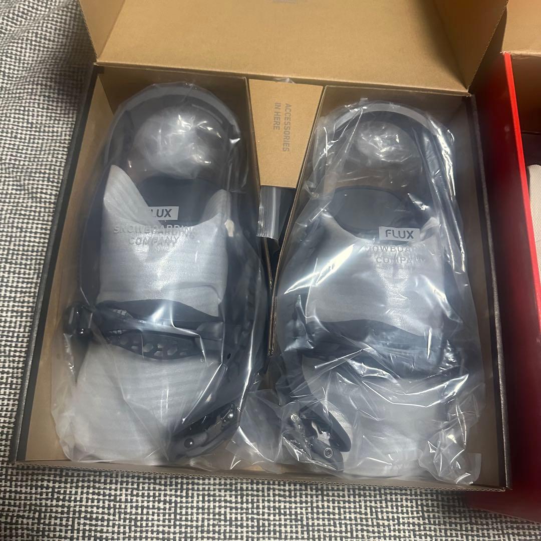 FLUX XV メタリックグレー Mサイズ 未使用