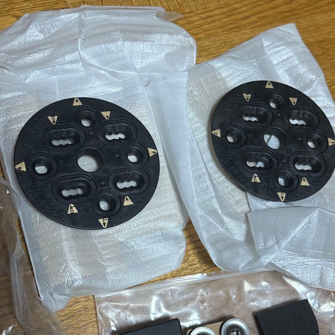 FLUX XV メタリックグレー Mサイズ 未使用