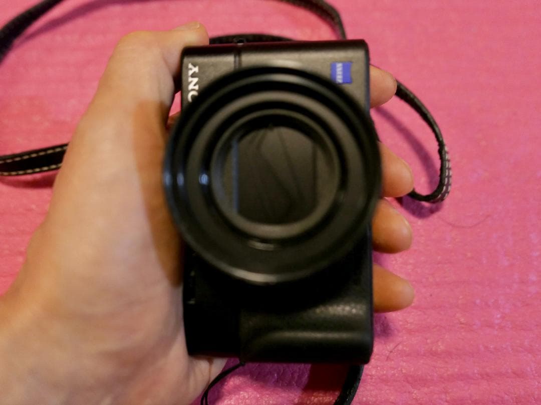 【 美品 】SONY Cyber-shot DSC-RX100M4