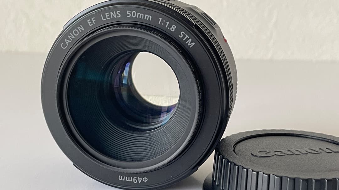 ⭐️美品⭐️ Canon EOS 80D本体＋Wレンズ　バッテリー2個付き