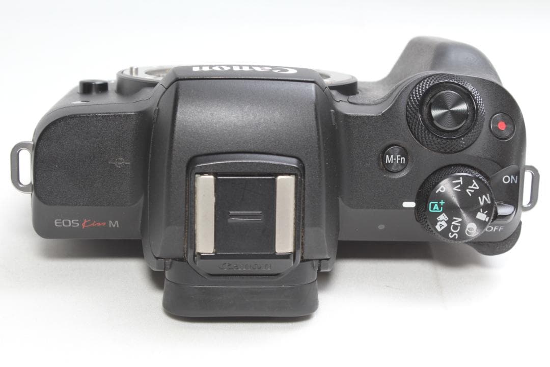 ❤️Wi-Fi＆Bluetooth搭載❤️Canon Kiss M ブラック