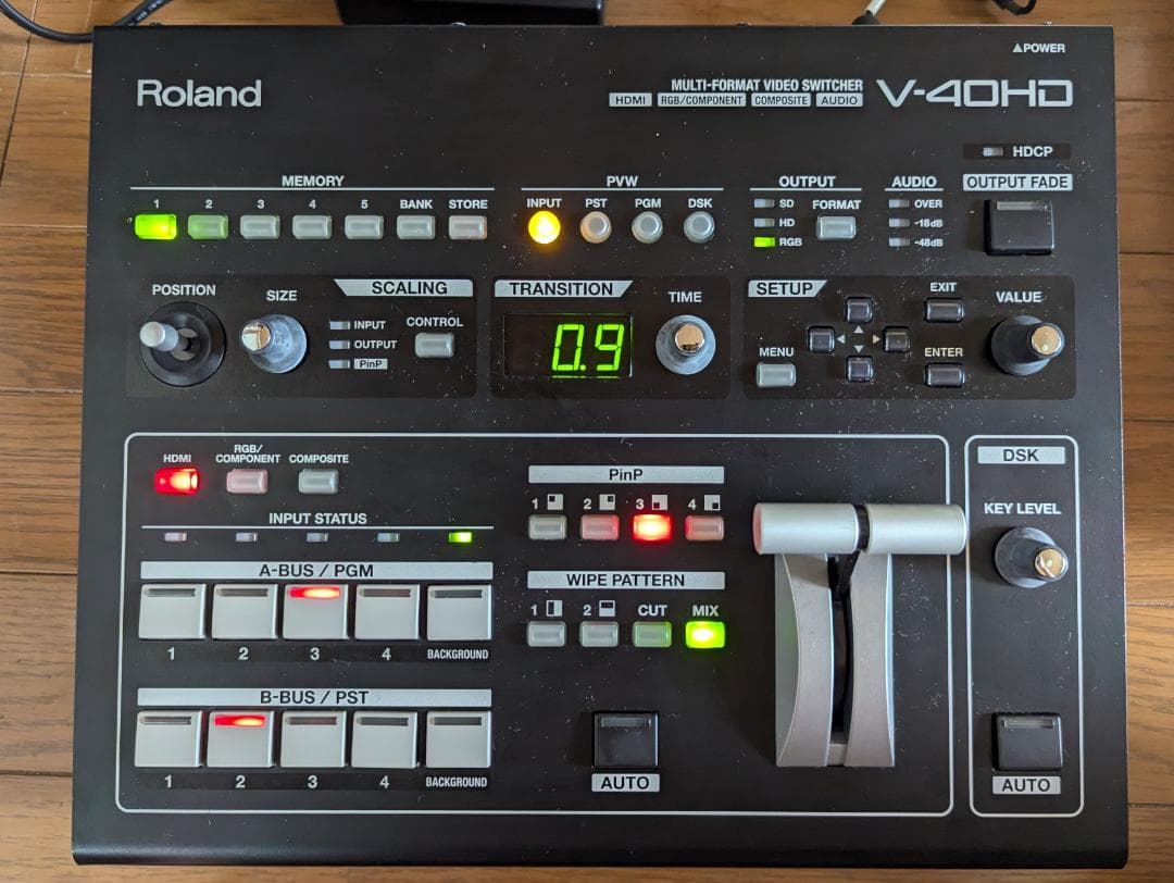 Roland V-40HD マルチフォーマット・ビデオスイッチャー 新品同様