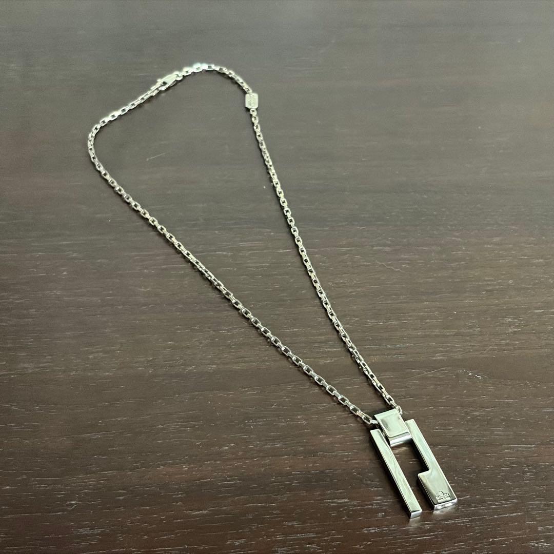 GUCCI グッチ　カットアウト Gロゴ　シルバーネックレス　925