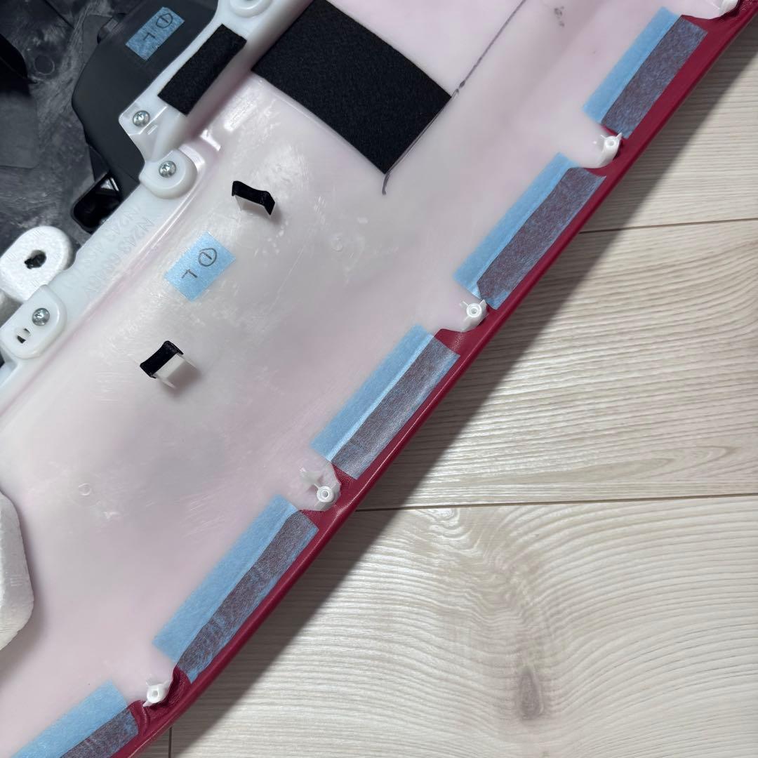 NDロードスター ドアトリム 赤革貼り　キックガード付き　レザー