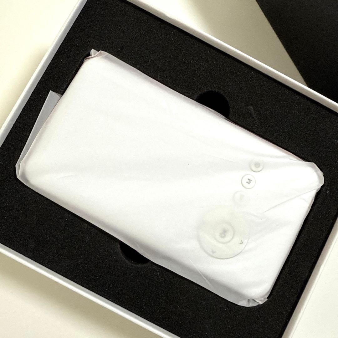 スマホ型プロジェクター　KABENI　カベーニ UENO-mono