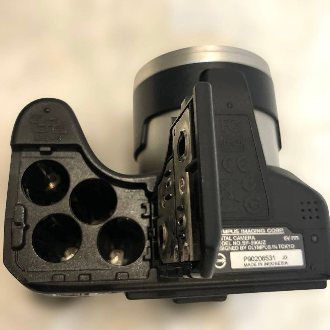 OLYMPUS SP-590UZ デジタルカメラ 26倍光学ズーム