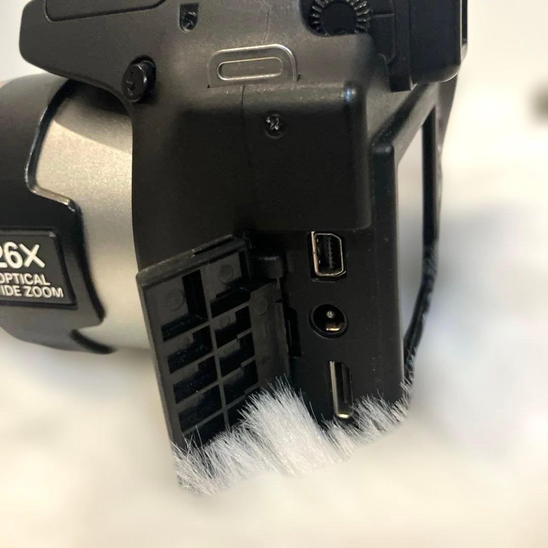 OLYMPUS SP-590UZ デジタルカメラ 26倍光学ズーム