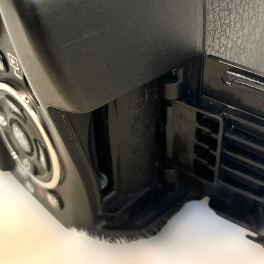 OLYMPUS SP-590UZ デジタルカメラ 26倍光学ズーム