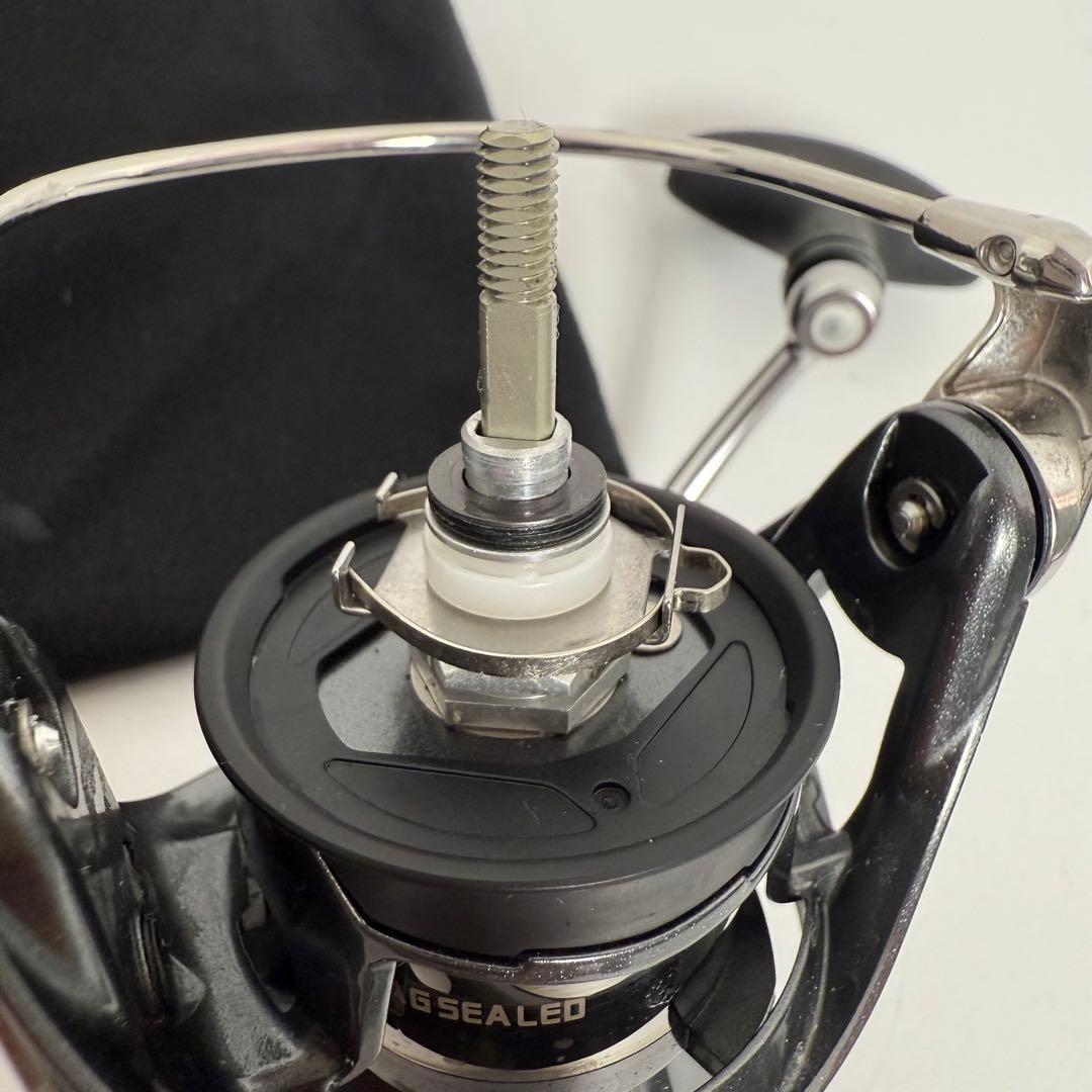 良品　ダイワ 24ルビアス PC LT2500